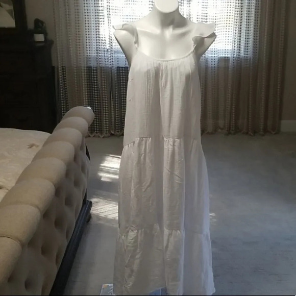 Banana Republic Frill-Sleeve Gauze Tiered Mid-Calf Dress - Picture 3 of 14